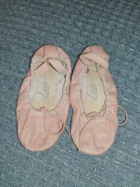 Leo's Pink Leather Ballet Slipper Dance Shoes toddler size 9.5